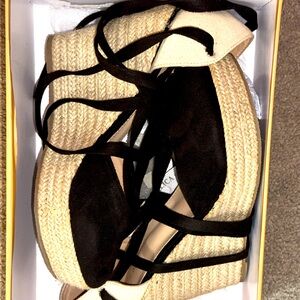 Stylish Black and Tan Espadrille Wedges w/8